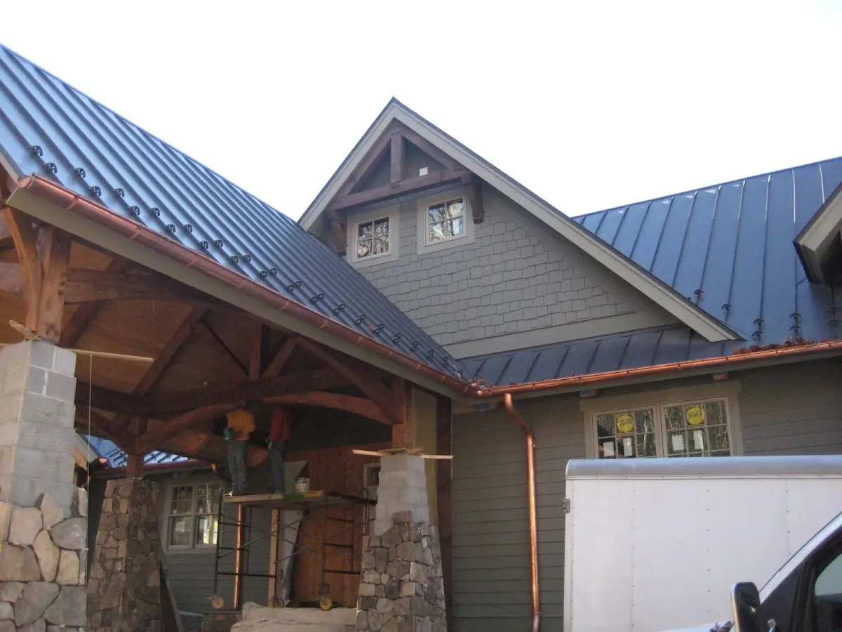 Craftsman Roofing team delivering quality roofing work in Lufkin
